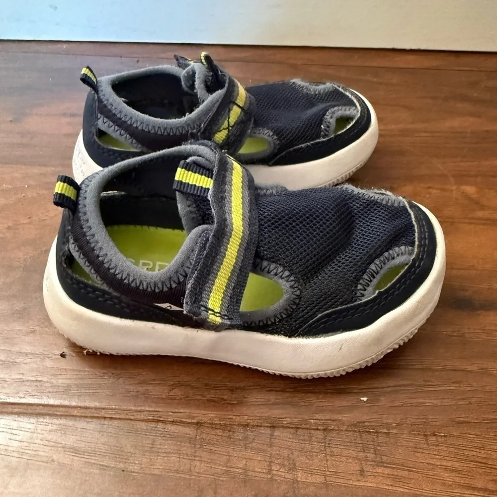 Sperry Blue and Green Water Shoes with Velcro Closure-Size 5